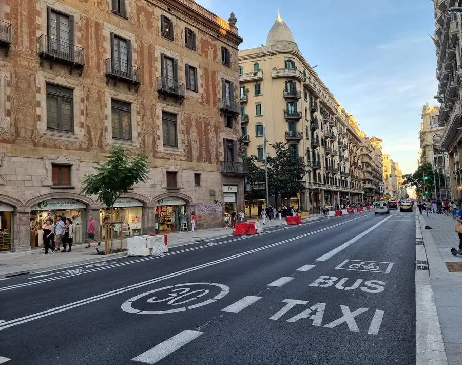 Barselona - Redovni Polasci 2025 Metropola