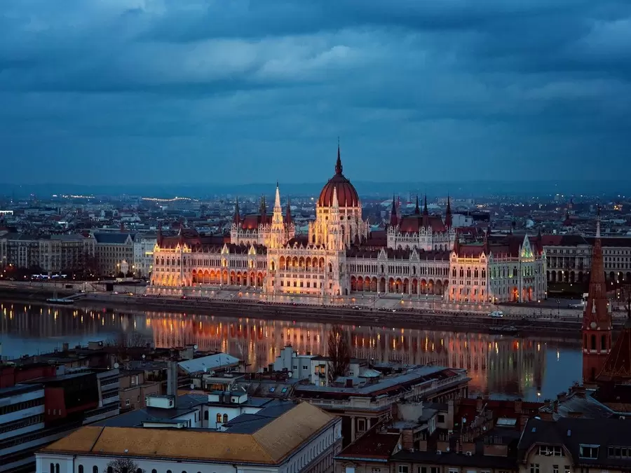 Budimpešta - 1.Maj 2024 Metropola
