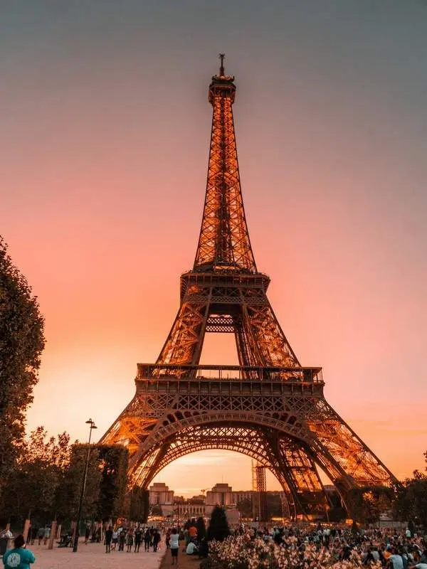 Pariz - 8.Mart 2026 Metropola