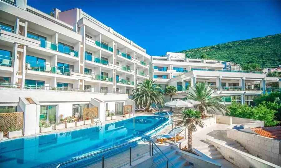 Hotel Monte Casa SPA & Wellness 4* Petrovac 