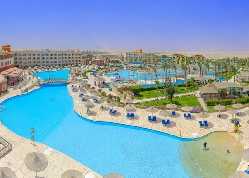 Titanic Resort & Aqua Park 4* Hurgada