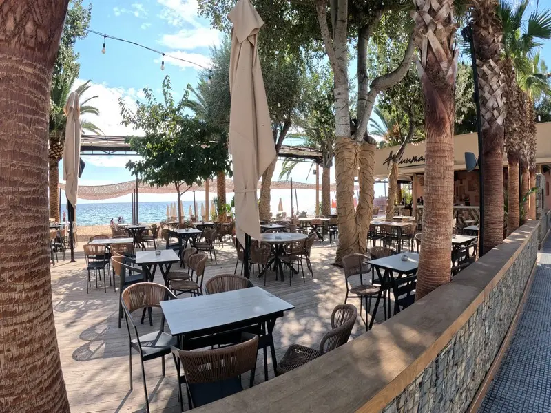 Letovanje Grcka Nea Flogita beach bar