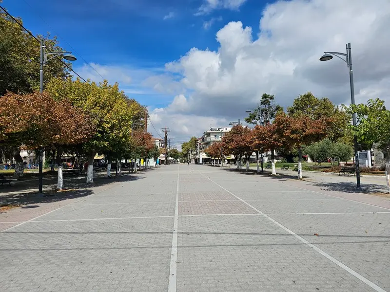 Letovanje Grcka Nea Kalikratia Centar grada