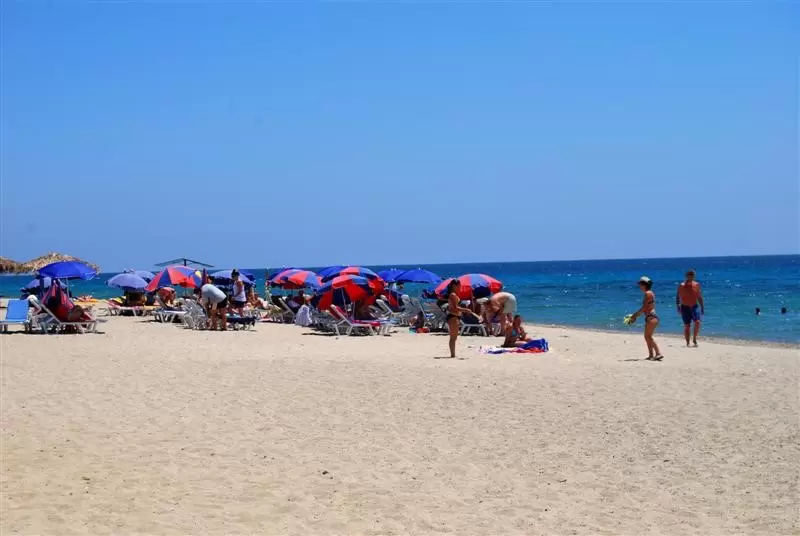 Letovanje Grčka Nea Skioni Plaža