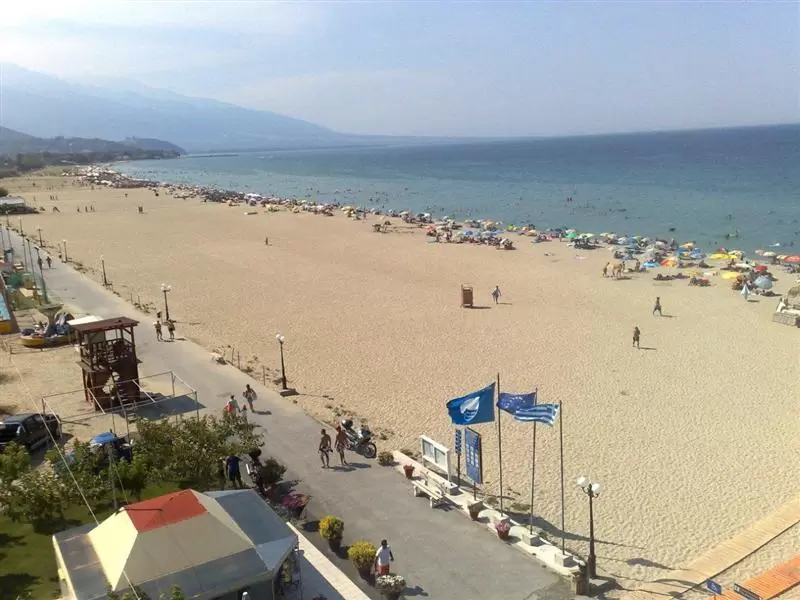 Letovanje Grčka Nei Pori Plaža