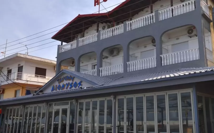 Vila Dionisos Grčka Nei Pori