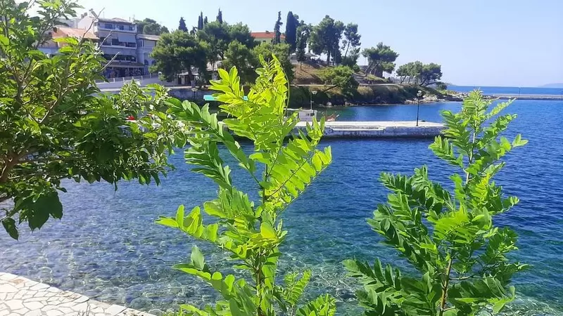 Letovanje Grčka Neos Marmaras Dok