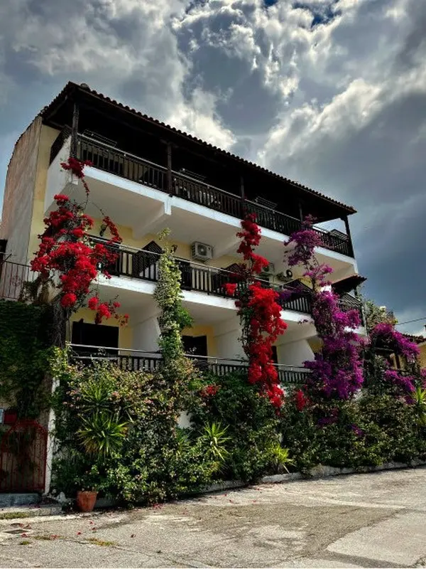 Vila Marmaras Neos Marmaras