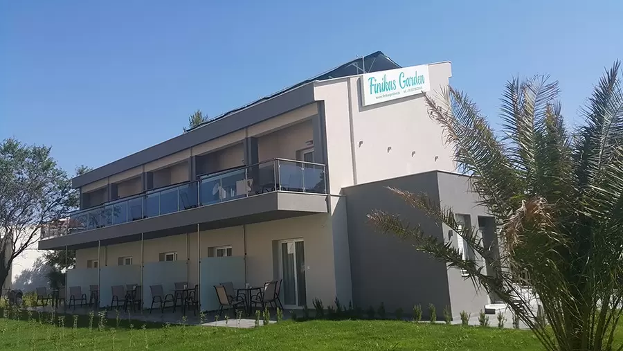 Vila Finikas Garden Grčka Nikiti