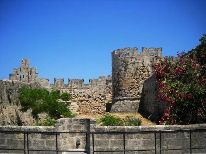 Letovanje Grčka Rodos stari grad