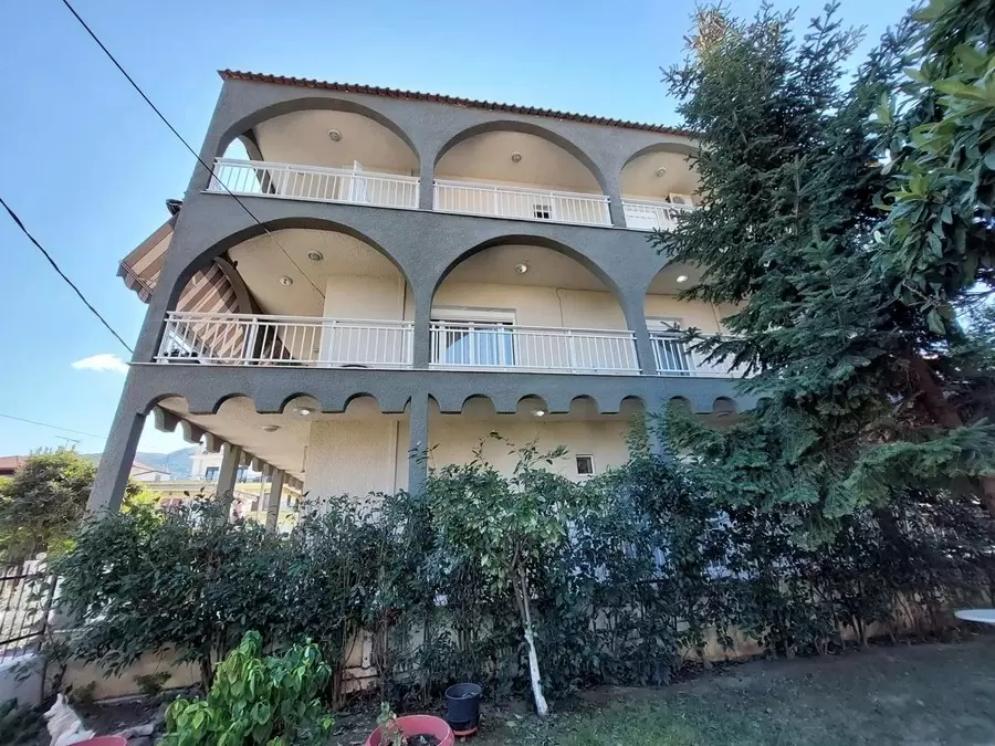 Apartmani Antzi Stavros