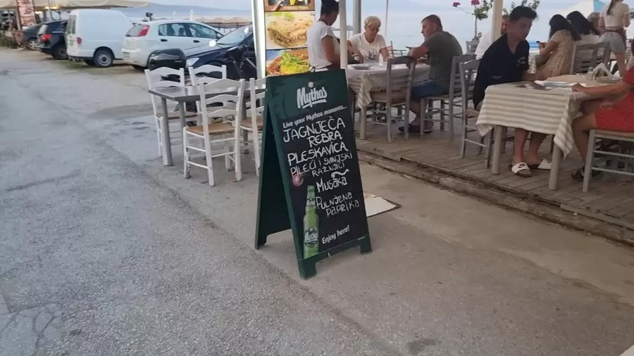 Letovanje Grčka Vrasna Paralia Restoran