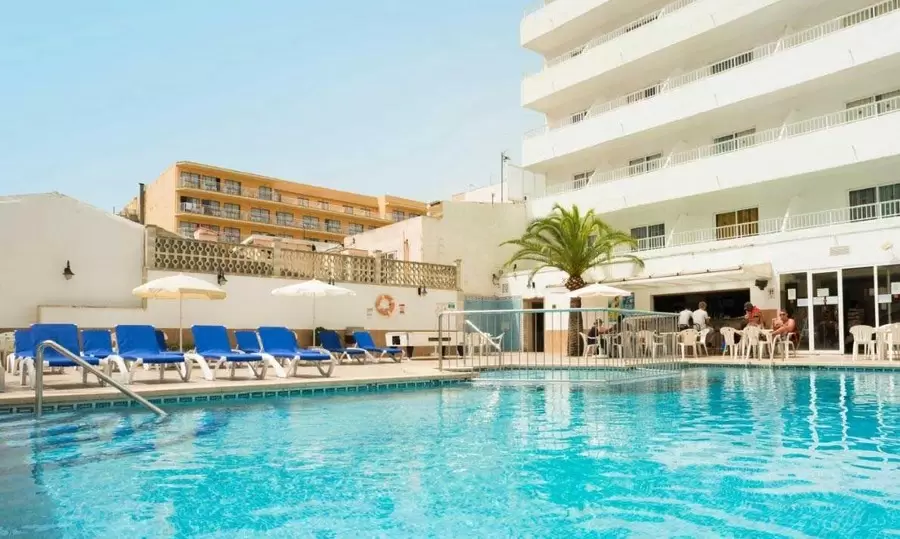 Hotel Reina Del Mar 3* Majorka