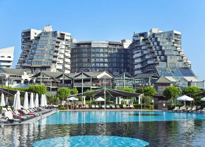Limak Lara De Luxe Hotel & Resort 5* Antalija